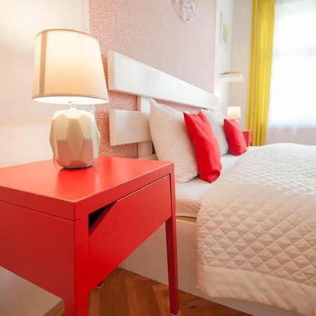 Spacious Stylish Apartment In Old Town Sibiu Luaran gambar