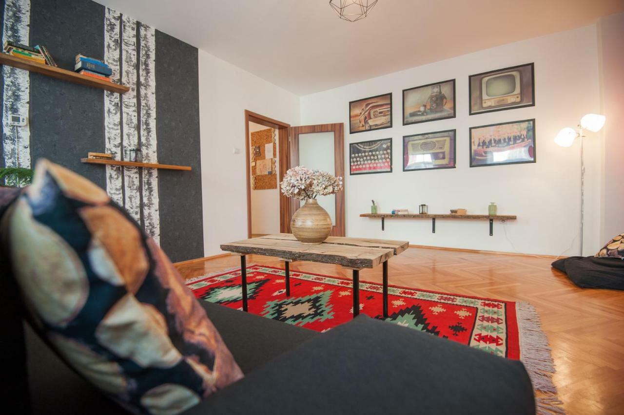 Spacious Stylish Apartment In Old Town Sibiu Luaran gambar